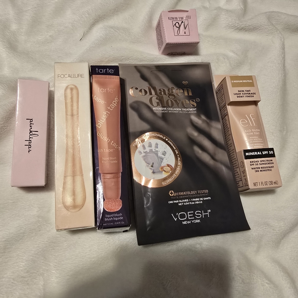 Random Makeup‎ Lot - Picture 6 of 6